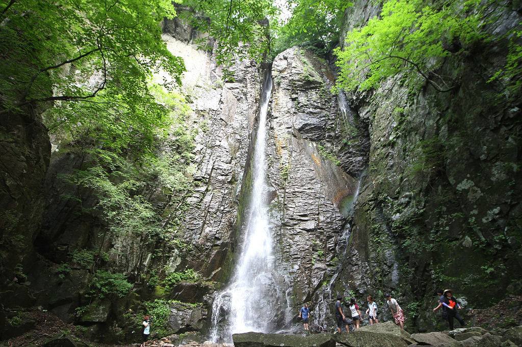 천일폭포(공사중-진입통제)